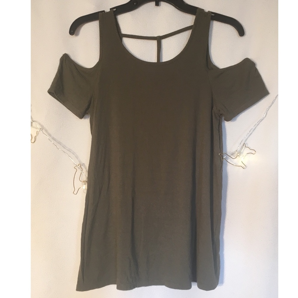 Abound XS Off the shoulder Tank Top